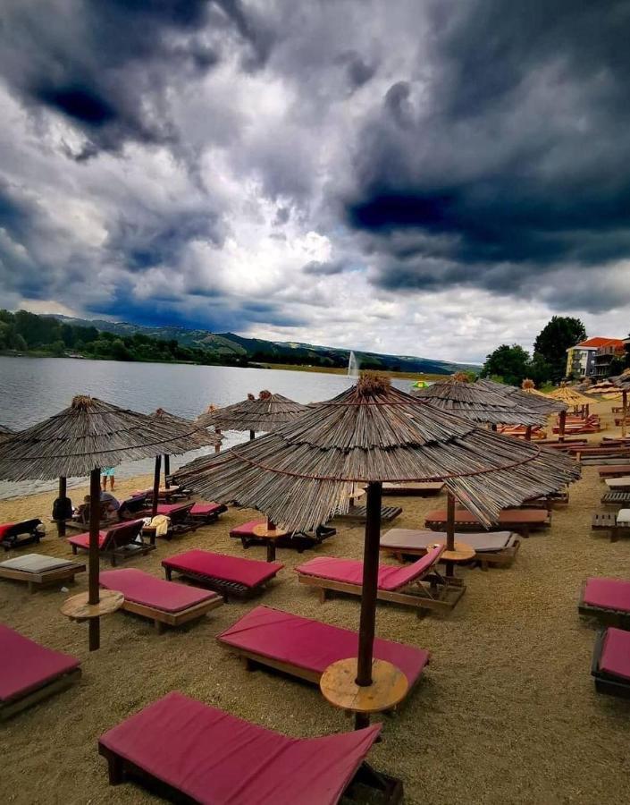 Ostrovo Apartman "N" Srebrno Jezero מראה חיצוני תמונה